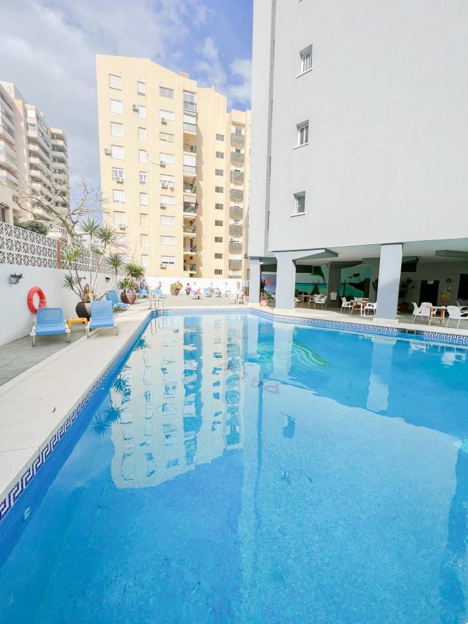Palm Beach Aparment Sea Views Торремолінос Екстер'єр фото