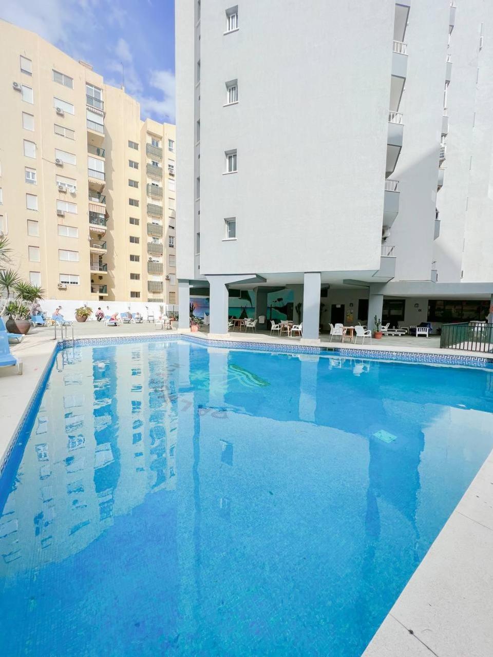 Palm Beach Aparment Sea Views Торремолінос Екстер'єр фото