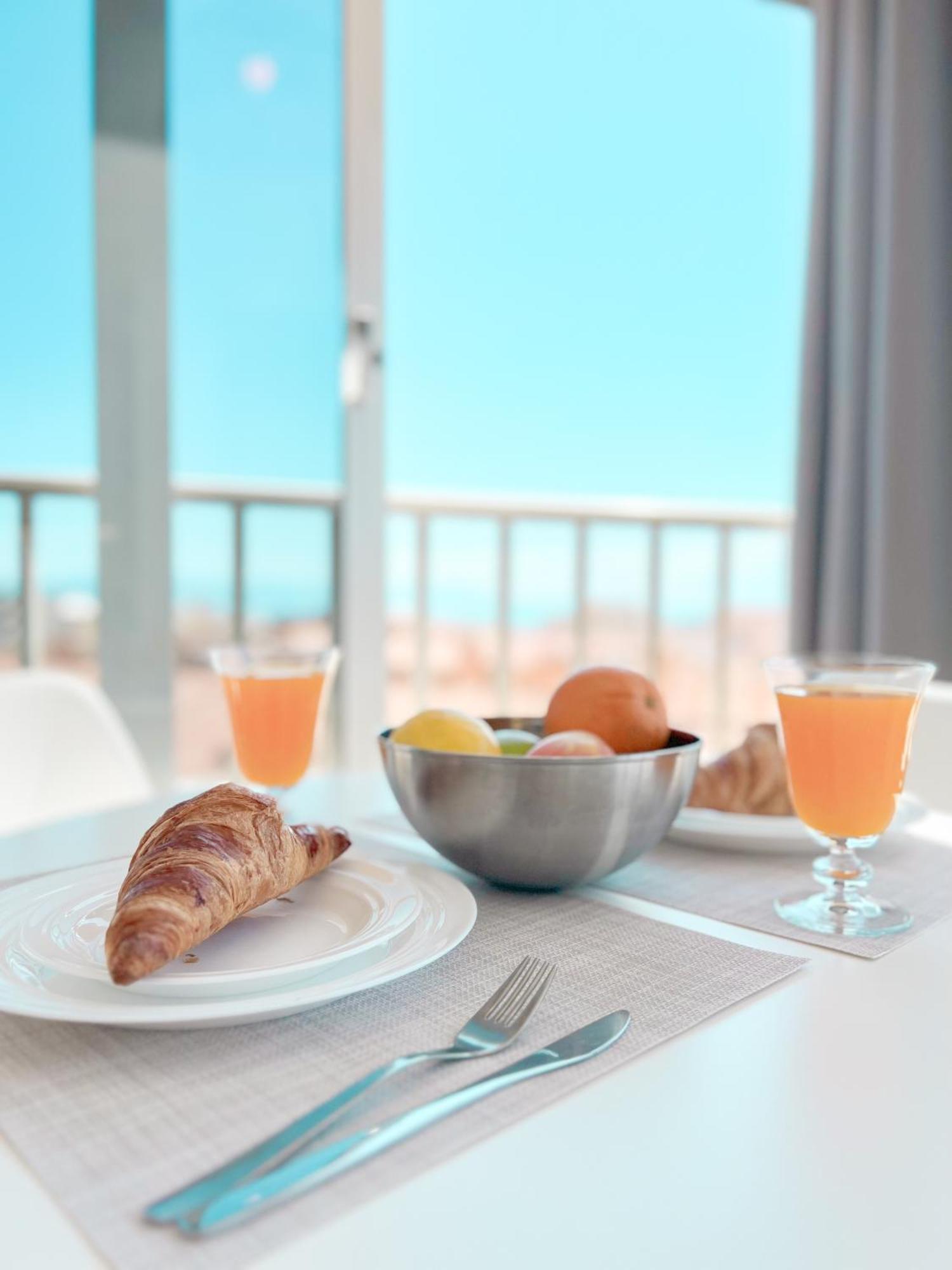 Palm Beach Aparment Sea Views Торремолінос Екстер'єр фото