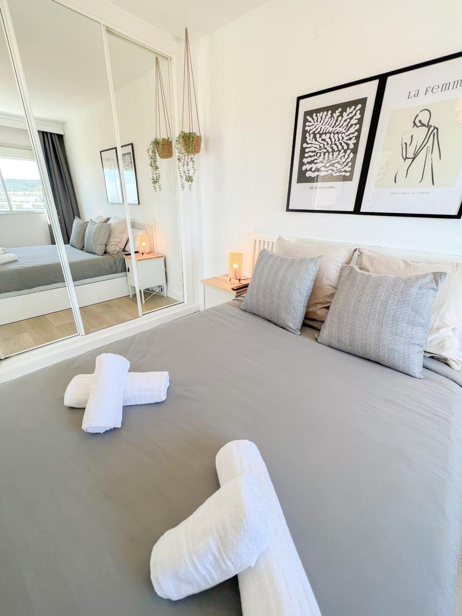 Palm Beach Aparment Sea Views Торремолінос Екстер'єр фото
