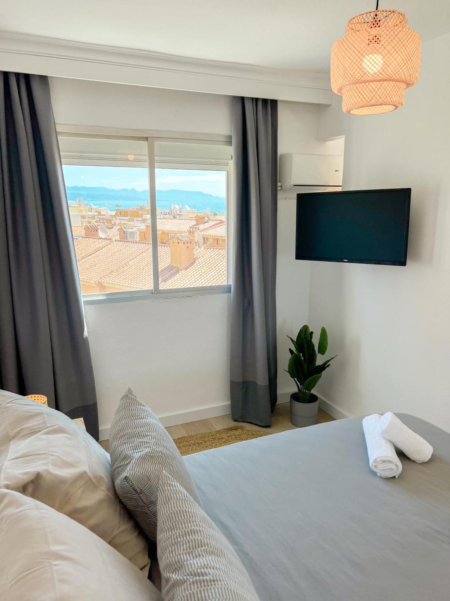 Palm Beach Aparment Sea Views Торремолінос Екстер'єр фото