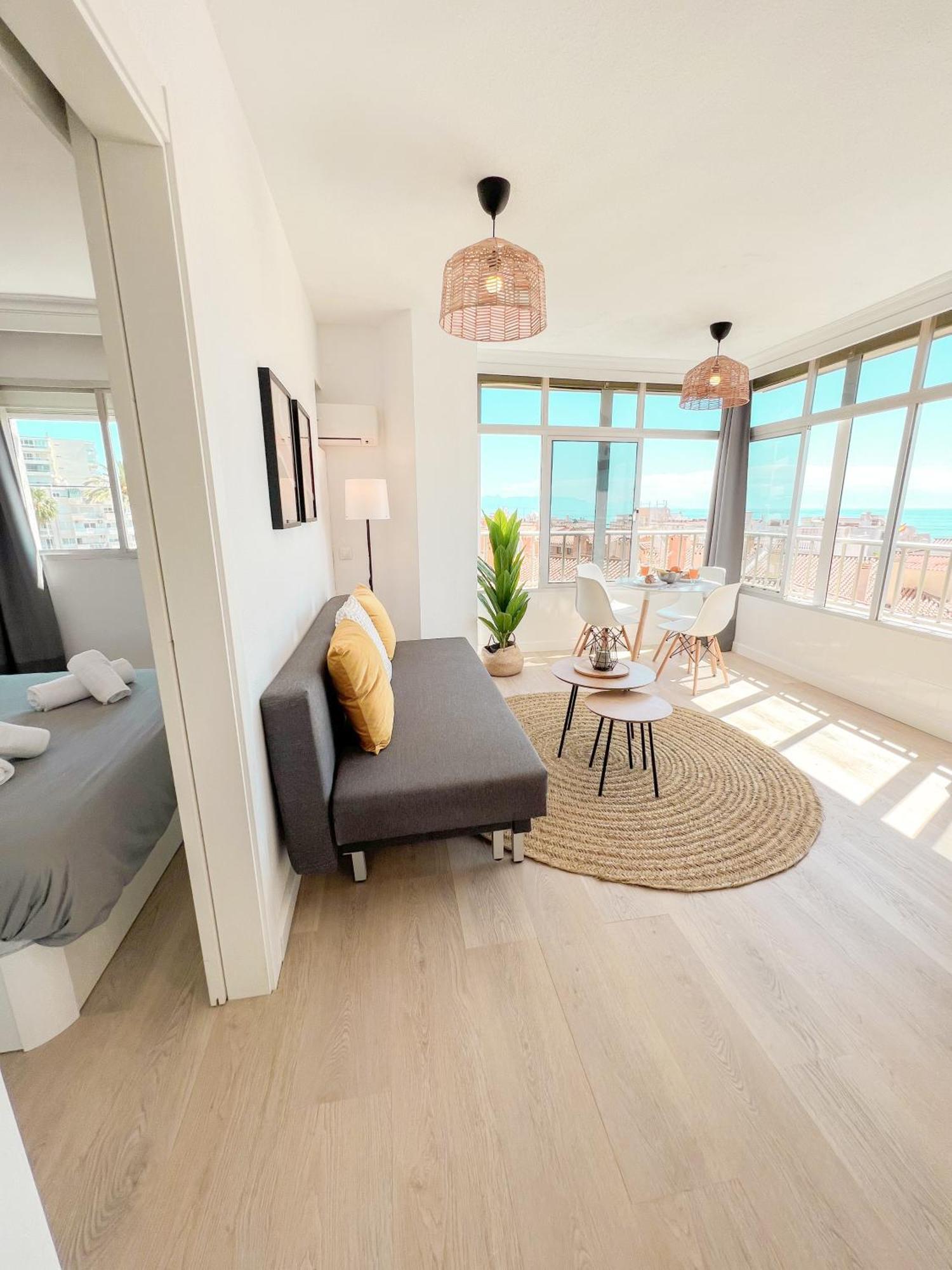 Palm Beach Aparment Sea Views Торремолінос Екстер'єр фото