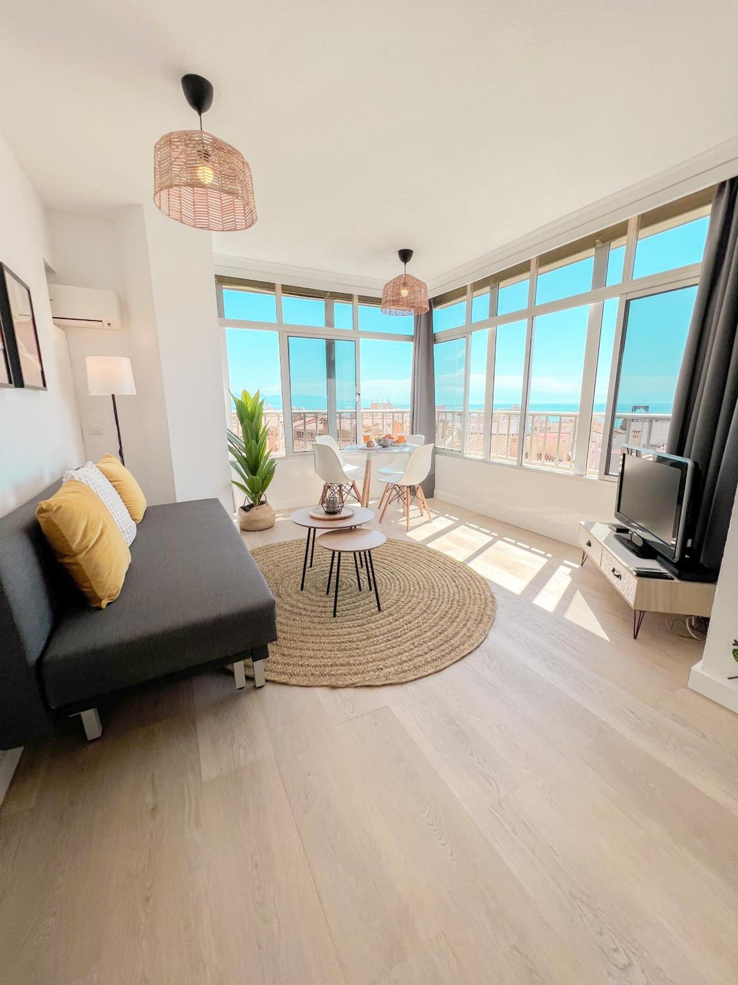 Palm Beach Aparment Sea Views Торремолінос Екстер'єр фото