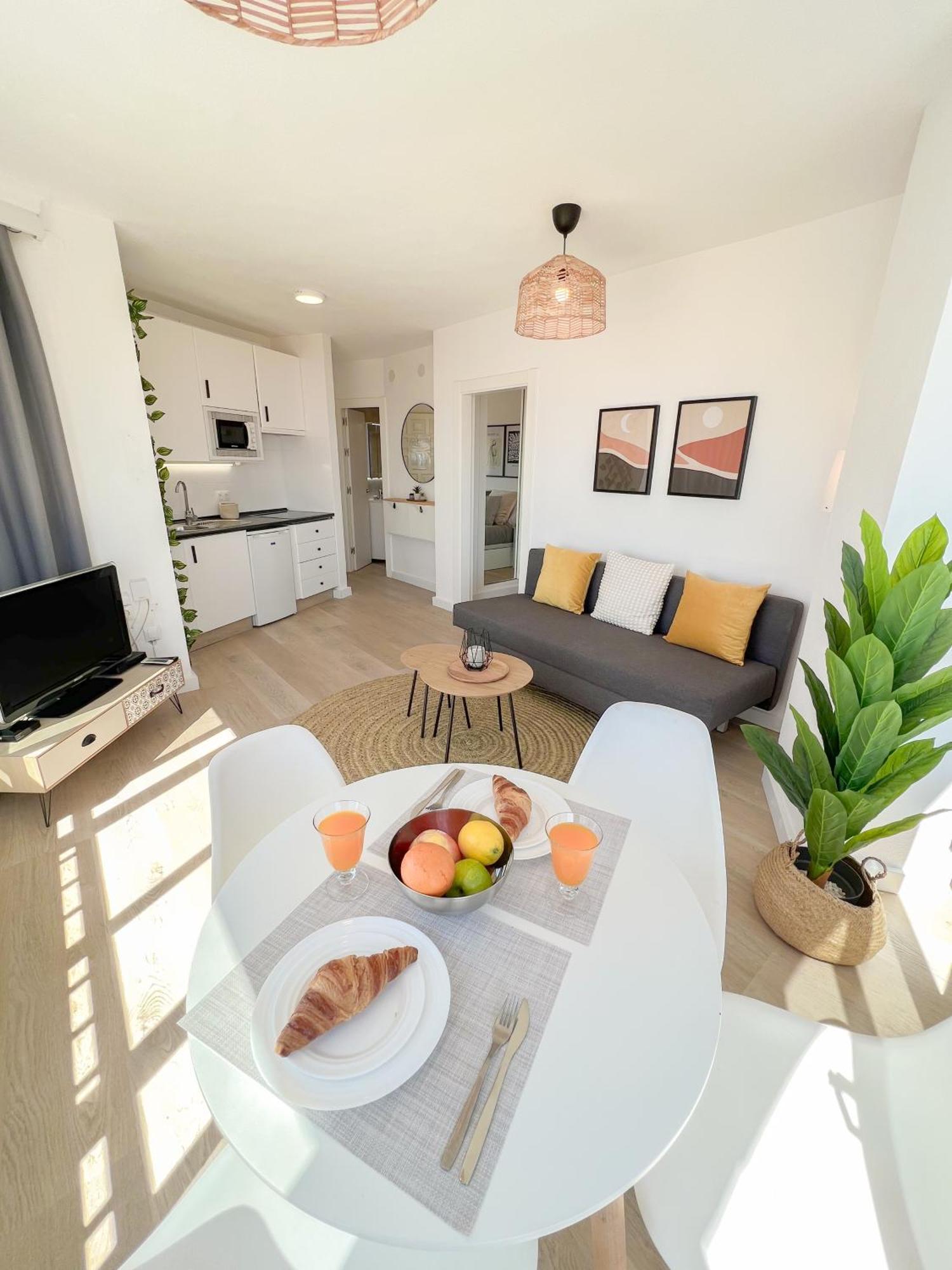 Palm Beach Aparment Sea Views Торремолінос Екстер'єр фото