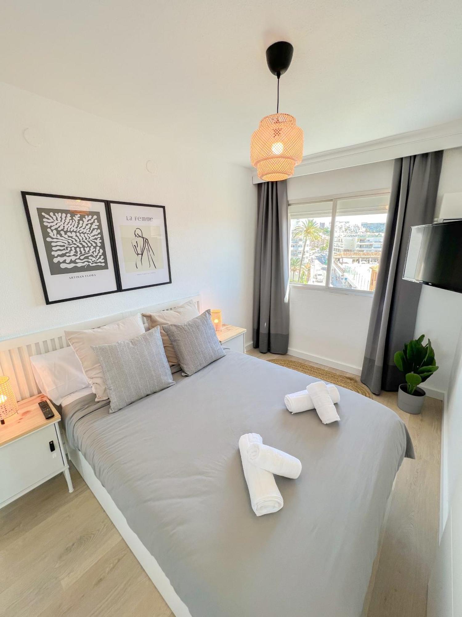 Palm Beach Aparment Sea Views Торремолінос Екстер'єр фото